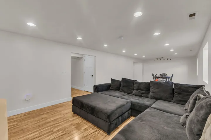 1173 Inverness Dr, Syracuse, Utah 84075