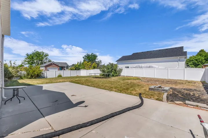 1173 Inverness Dr, Syracuse, Utah 84075