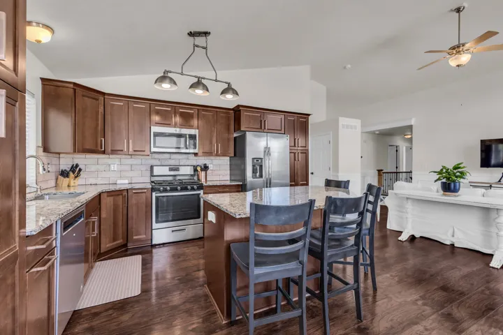 1173 Inverness Dr, Syracuse, Utah 84075
