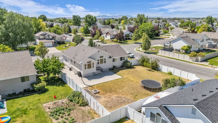 1173 Inverness Dr, Syracuse, Utah 84075