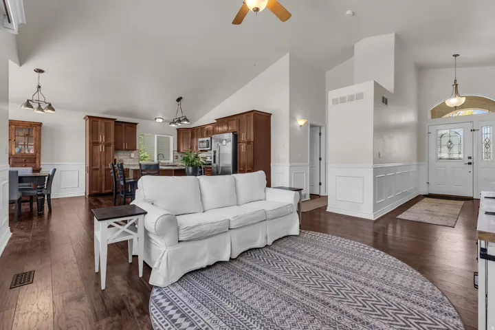 1173 Inverness Dr, Syracuse, Utah 84075