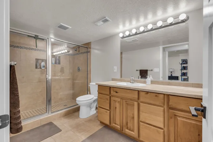 1173 Inverness Dr, Syracuse, Utah 84075