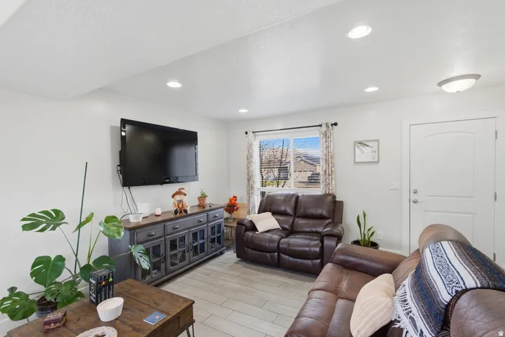 184 S Ranch Rd, Grantsville, Utah 84029