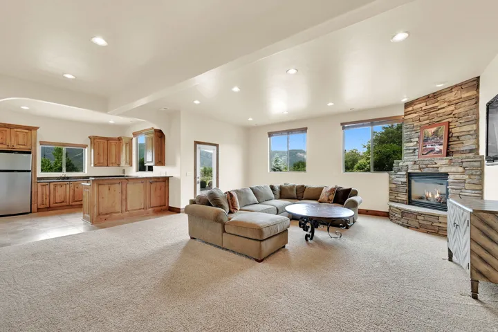 3573 N Elkview Dr, Eden, Utah 84310