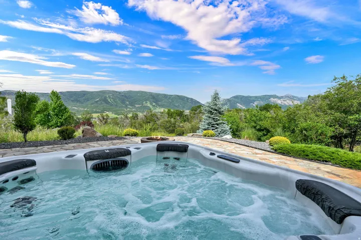 3573 N Elkview Dr, Eden, Utah 84310