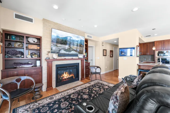 99 W South Temple St #2203/4, Salt Lake City, Utah 84101