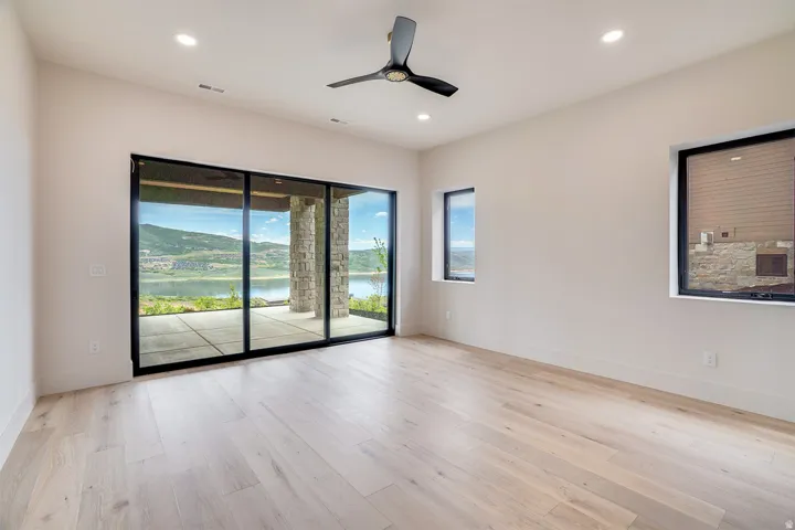 Empty room