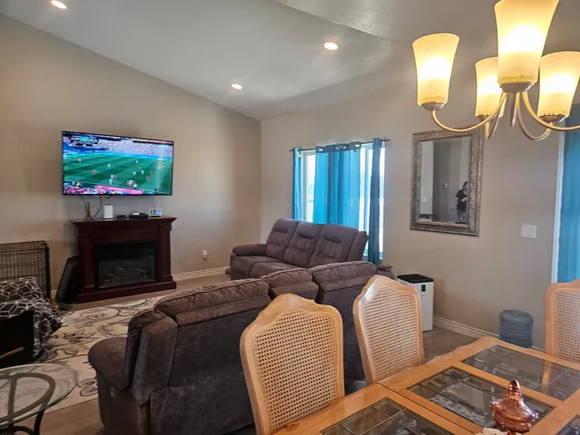 827 E Sunset View Rd, Grantsville, Utah 84029