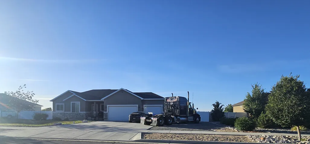 827 E Sunset View Rd, Grantsville, Utah 84029