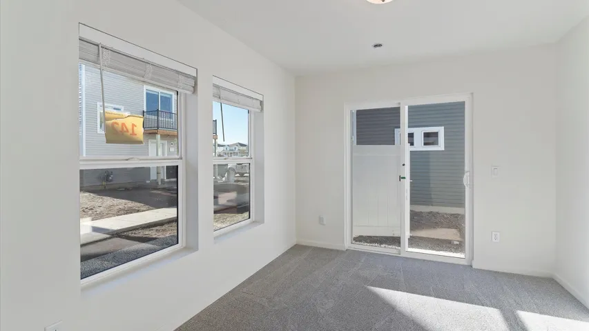 15 N Jordan River Way, Saratoga Springs, Utah 84045
