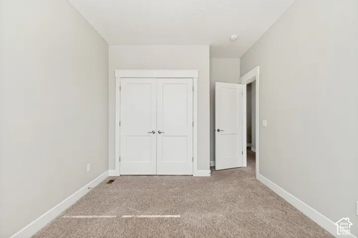 10422 S Beetdigger Blvd, Sandy, Utah 84070