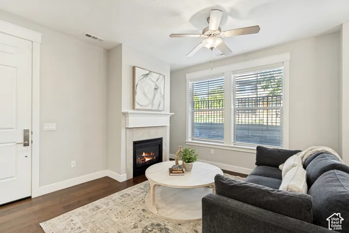 10422 S Beetdigger Blvd, Sandy, Utah 84070