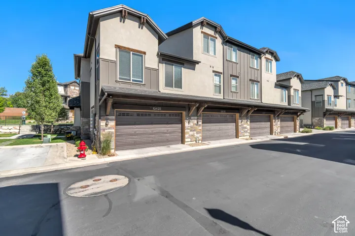 10422 S Beetdigger Blvd, Sandy, Utah 84070