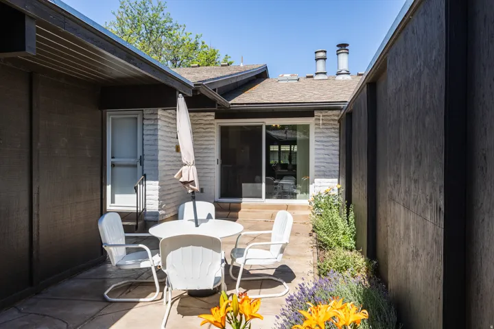 4965 S 975 E, Salt Lake City, Utah 84117