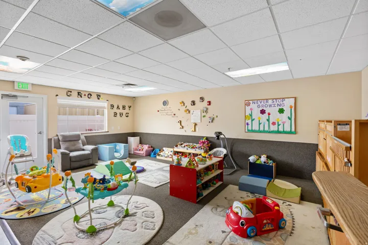 754 N Redwood Rd, North Salt Lake, Utah 84054