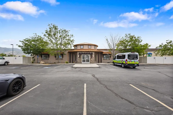 754 N Redwood Rd, North Salt Lake, Utah 84054