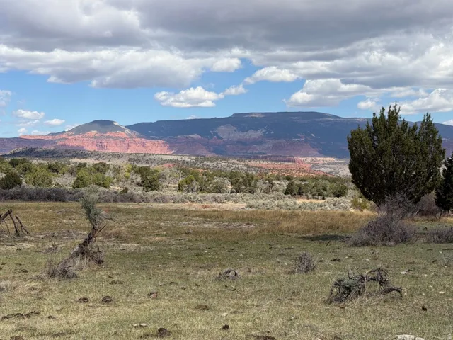 2196 E Teasdale Rd, Teasdale, Utah 84773