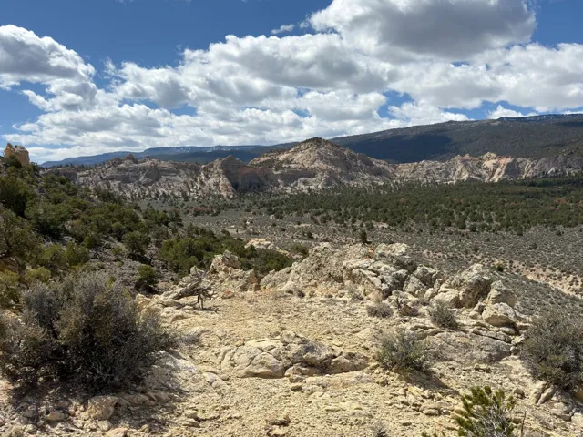 2196 E Teasdale Rd, Teasdale, Utah 84773
