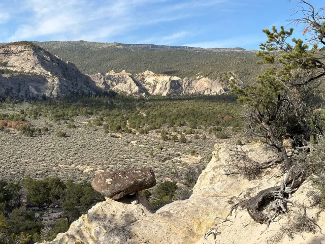 2196 E Teasdale Rd, Teasdale, Utah 84773