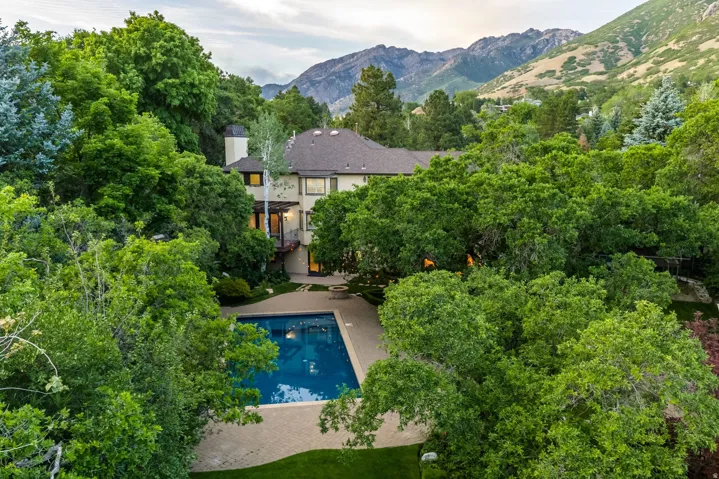 3450 E Hidden Oak Dr, Salt Lake City, Utah 84121
