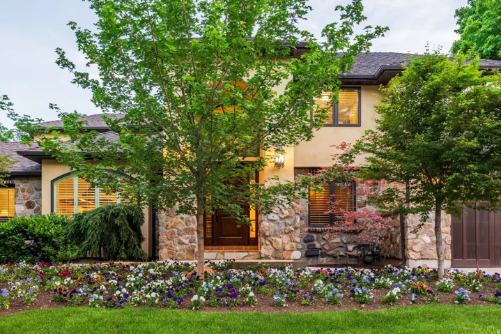 3450 E Hidden Oak Dr, Salt Lake City, Utah 84121