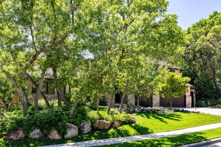 3450 E Hidden Oak Dr, Salt Lake City, Utah 84121