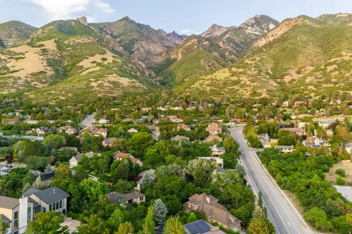 3450 E Hidden Oak Dr, Salt Lake City, Utah 84121