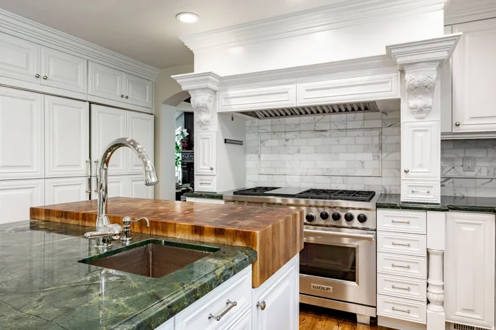 3450 E Hidden Oak Dr, Salt Lake City, Utah 84121