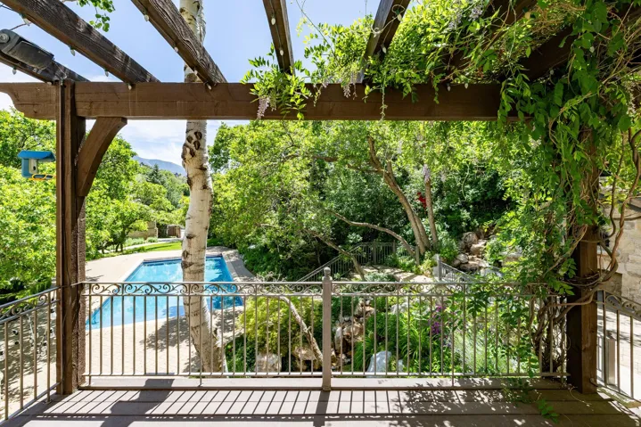 3450 E Hidden Oak Dr, Salt Lake City, Utah 84121