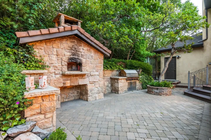 3450 E Hidden Oak Dr, Salt Lake City, Utah 84121