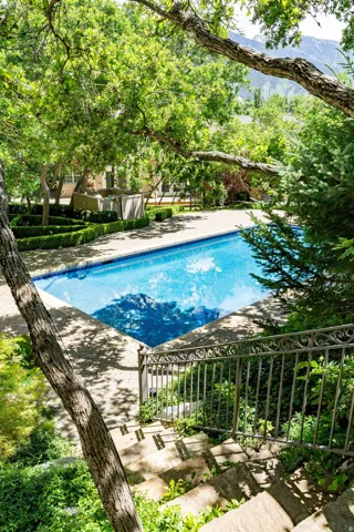 3450 E Hidden Oak Dr, Salt Lake City, Utah 84121