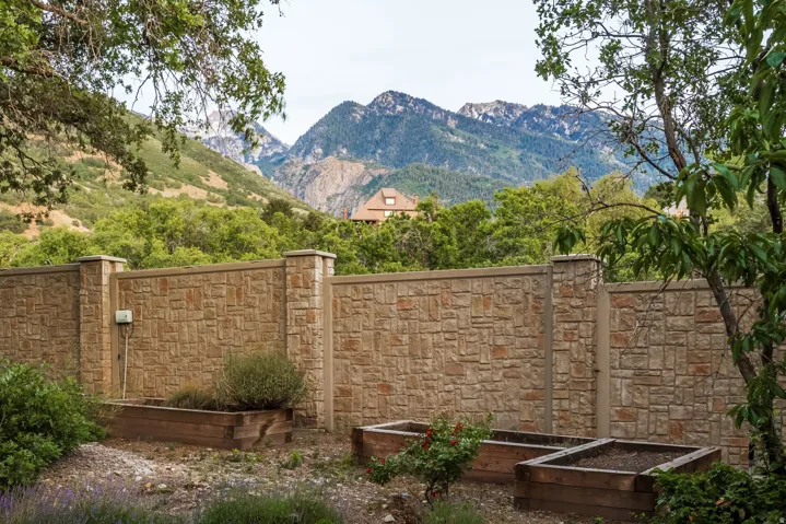 3467 E Danish Rd, Cottonwood Heights, Utah 84093