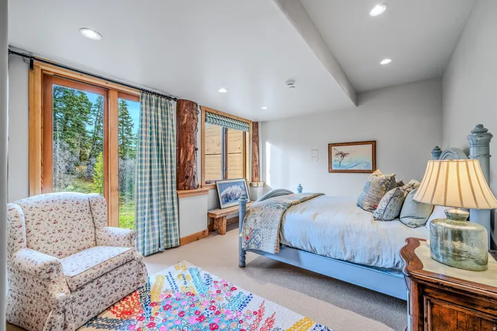 21 White Pine Canyon Rd, Park City, Utah 84098