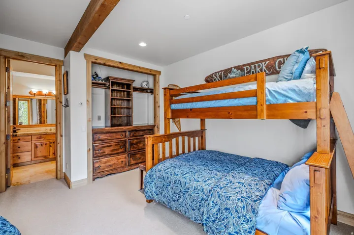 21 White Pine Canyon Rd, Park City, Utah 84098