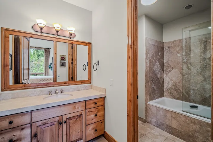 21 White Pine Canyon Rd, Park City, Utah 84098