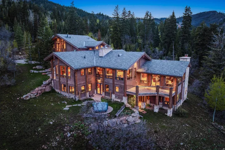 21 White Pine Canyon Rd, Park City, Utah 84098