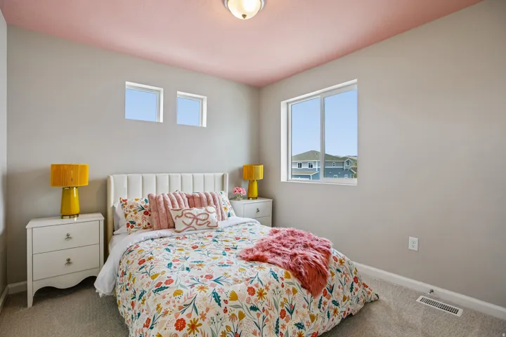 17 N Jordan River Way, Saratoga Springs, Utah 84045