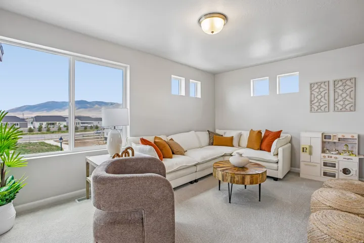17 N Jordan River Way, Saratoga Springs, Utah 84045