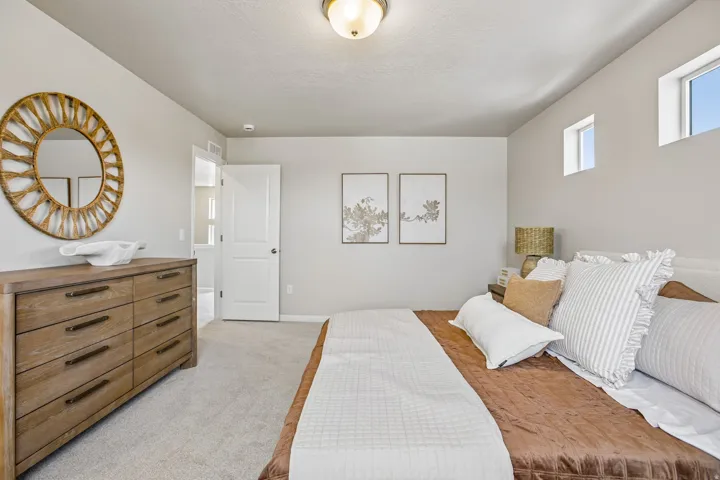 17 N Jordan River Way, Saratoga Springs, Utah 84045