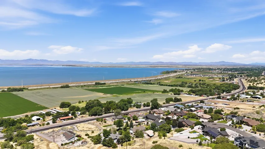 7205 S Hwy 89, Willard, Utah 84340