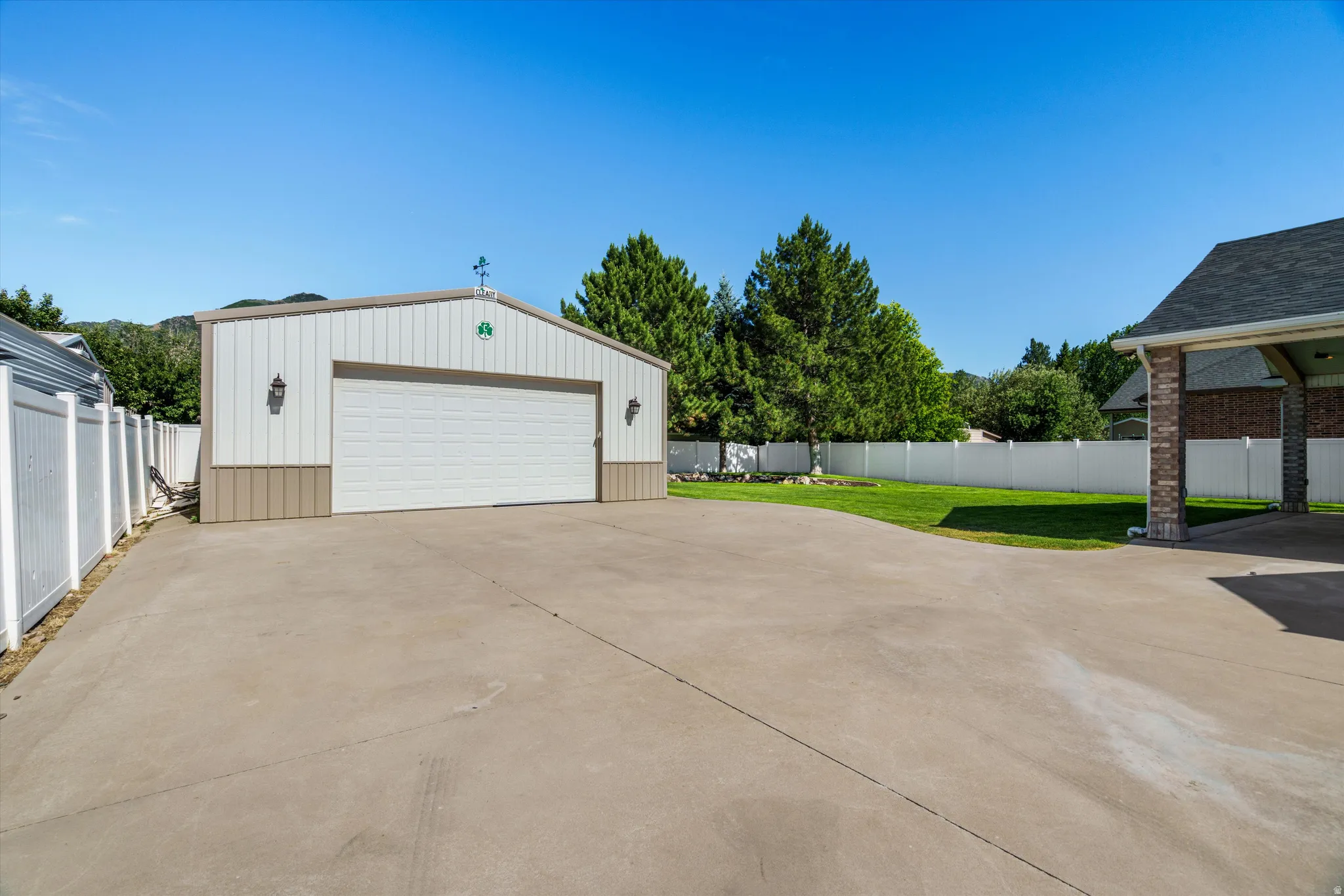 Detached garage/shop  4 bay plus!  RV Parking and large covered patio