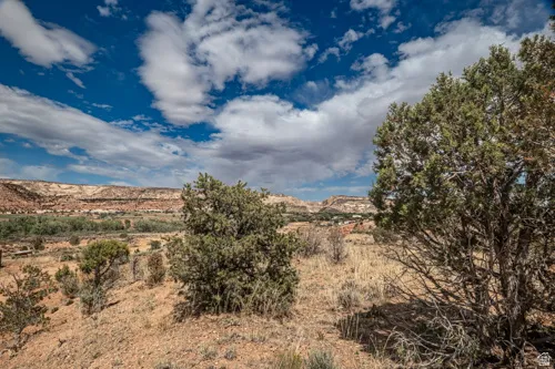 365 N 700 W, Escalante, Utah 84726
