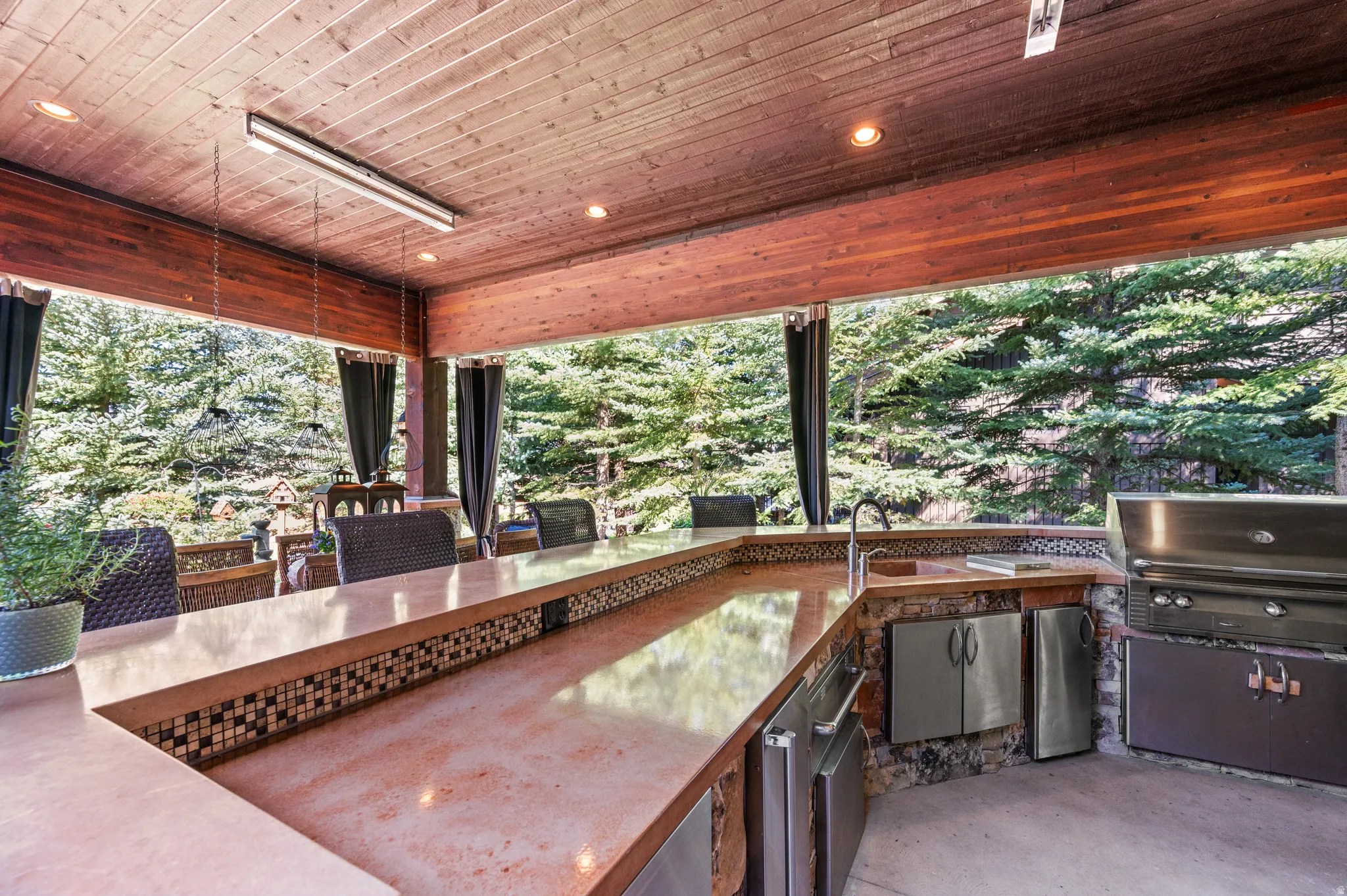 View of patio / terrace with area for grilling