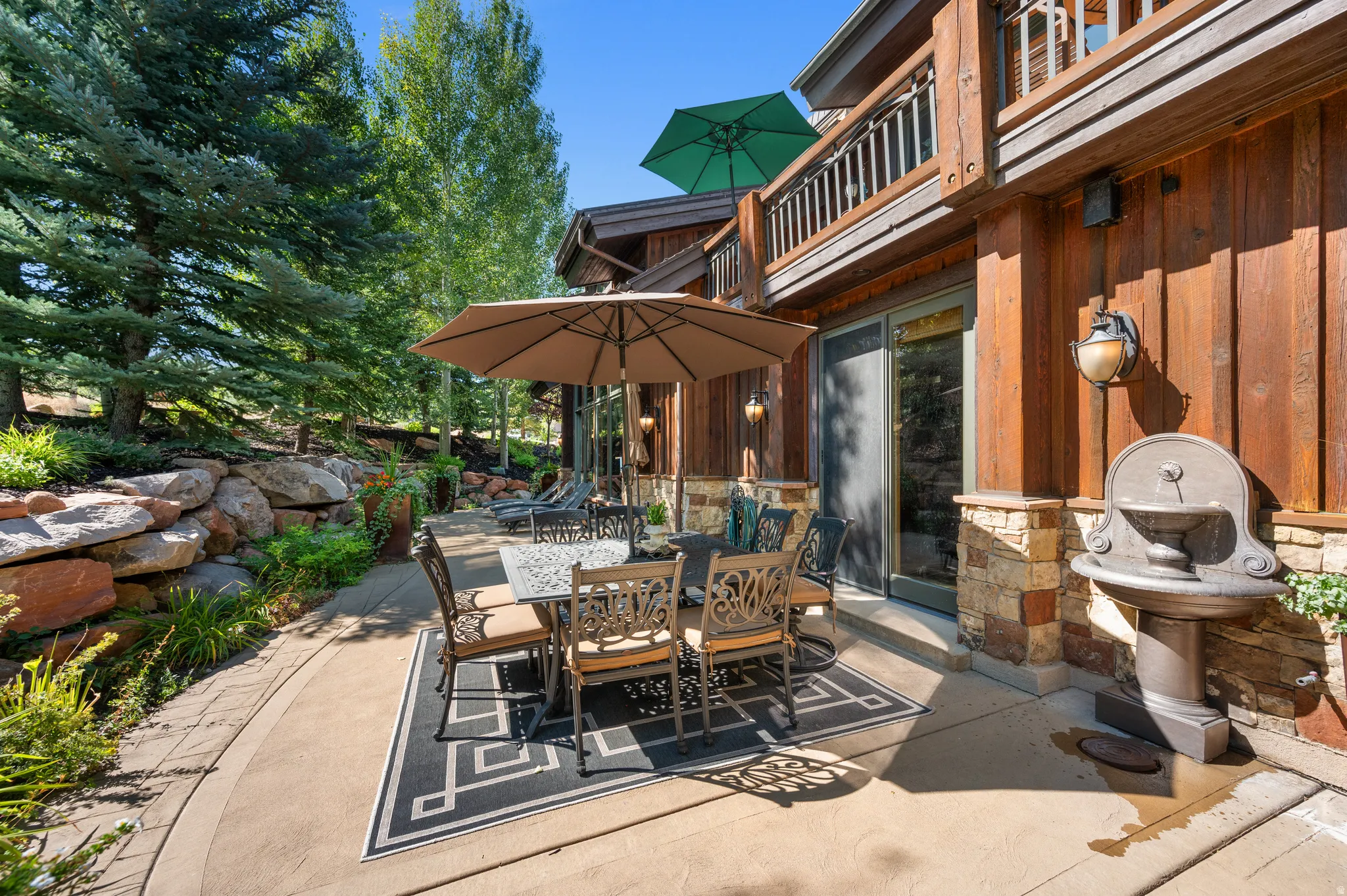 Patio / terrace featuring outdoor dining space and a patio area