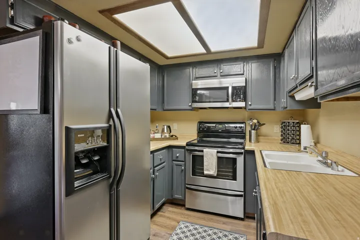 102 S Alpine Ln #b5, Brian Head, Utah 84719