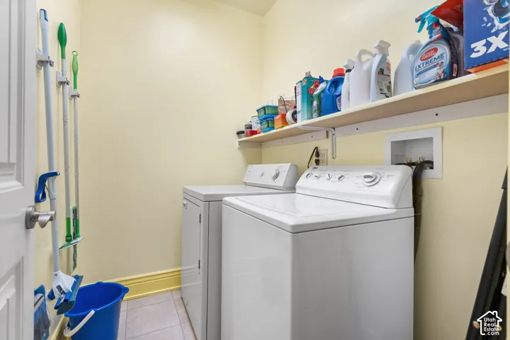 Basement Laundry Room