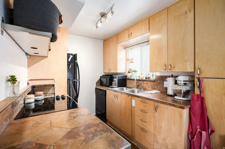 131 S 1000 E #4, Salt Lake City, Utah 84102