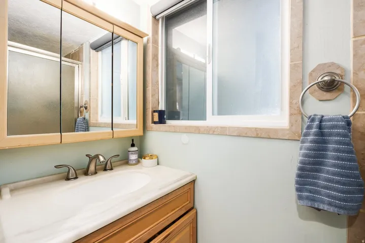 131 S 1000 E #4, Salt Lake City, Utah 84102