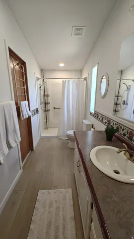 100 N 200 W, Henrieville, Utah 84736