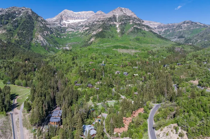 8841 N Alpine Loop Rd #3, Sundance, Utah 84604